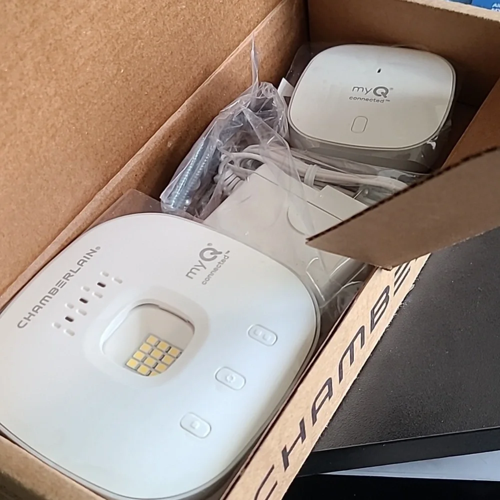 CHAMBERLAIN Smart Garage Control - Wireless Garage Hub and Sensor with Wifi & - Picture 7 of 13